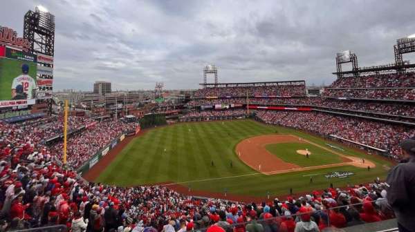 Citizens Bank Park, section: 429, row: 3, seat: 22