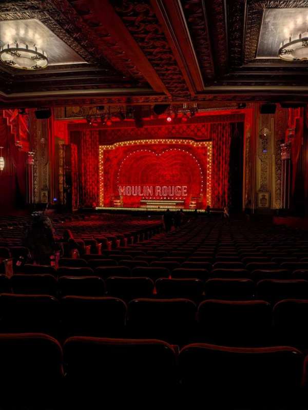 Hollywood Pantages Theatre, section: Orchestra RC, row: SS, seat: 206