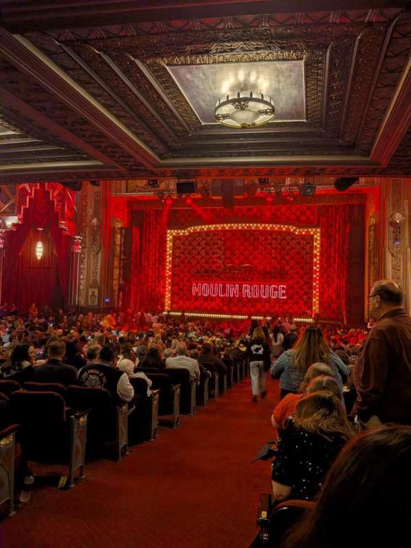 Hollywood Pantages Theatre, section: Orchestra RC, row: SS, seat: 201
