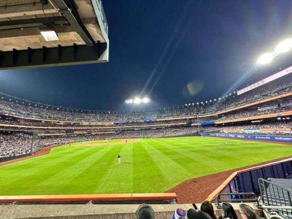 Citi Field, section: 101, row: 9, seat: 22