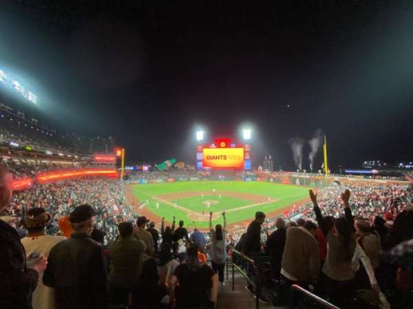 Oracle Park, section: 215, row: I, seat: 1