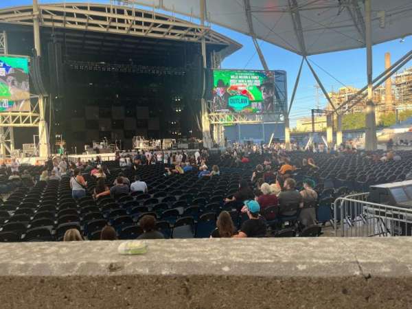 Hartford Healthcare Amphitheatre, section: 205, row: AA, seat: 17