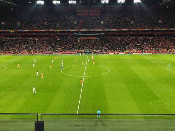 Johan Cruijff ArenA, section: 420, row: 2, seat: 98