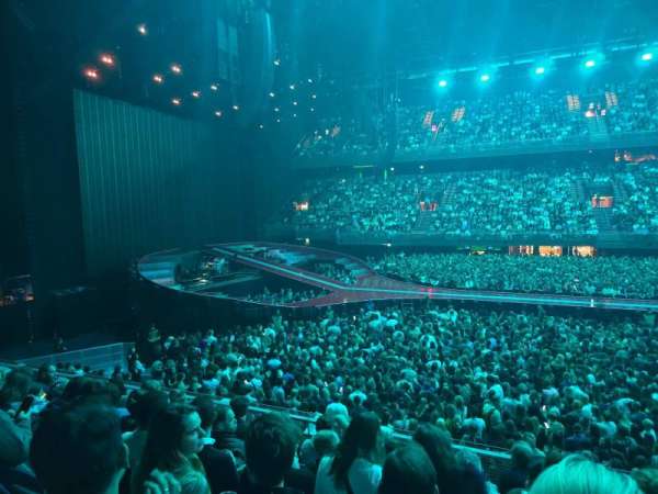 Ziggo Dome, section: 110, row: 6, seat: 371