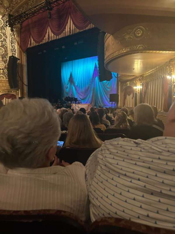 Warner Theatre, Washington D.C., section: Orchestra R, row: P, seat: 22