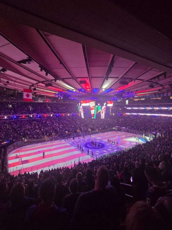 Madison Square Garden, section: 208, row: 6, seat: 18