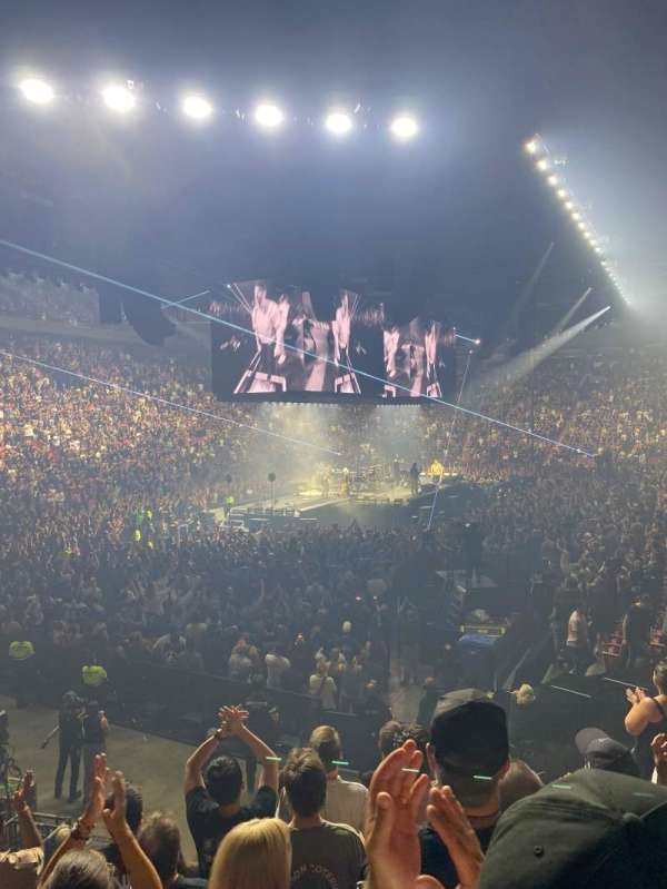 Centre Bell, section: 105, row: F, seat: 8