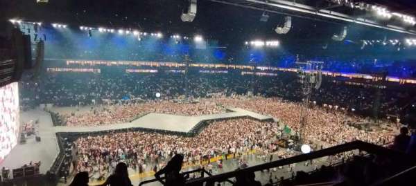 Paris La Défense Arena, section: 402, row: 49, seat: 20