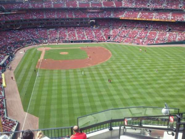 Busch Stadium, section: 429, row: 7, seat: 21