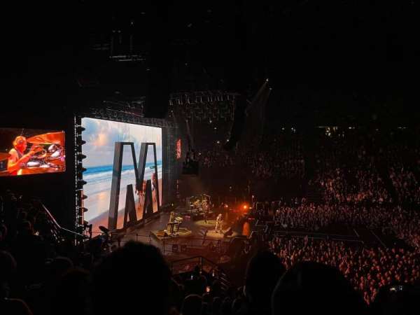 Accor Arena, section: Gradin N, row: 8, seat: 17