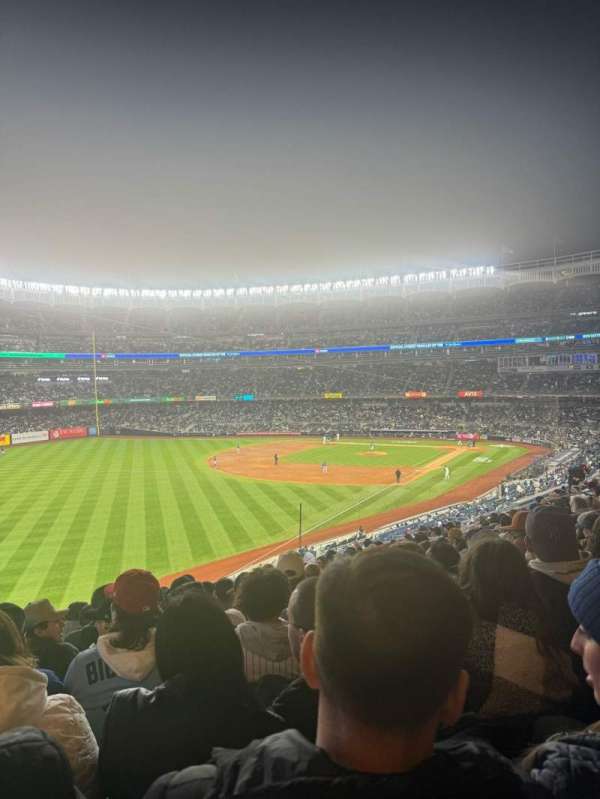 Yankee Stadium, section: 231, row: 14, seat: 16