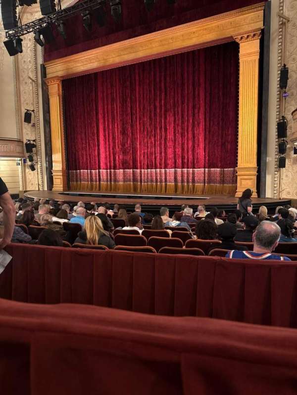 Majestic Theatre, section: Orchestra R, row: M, seat: 14