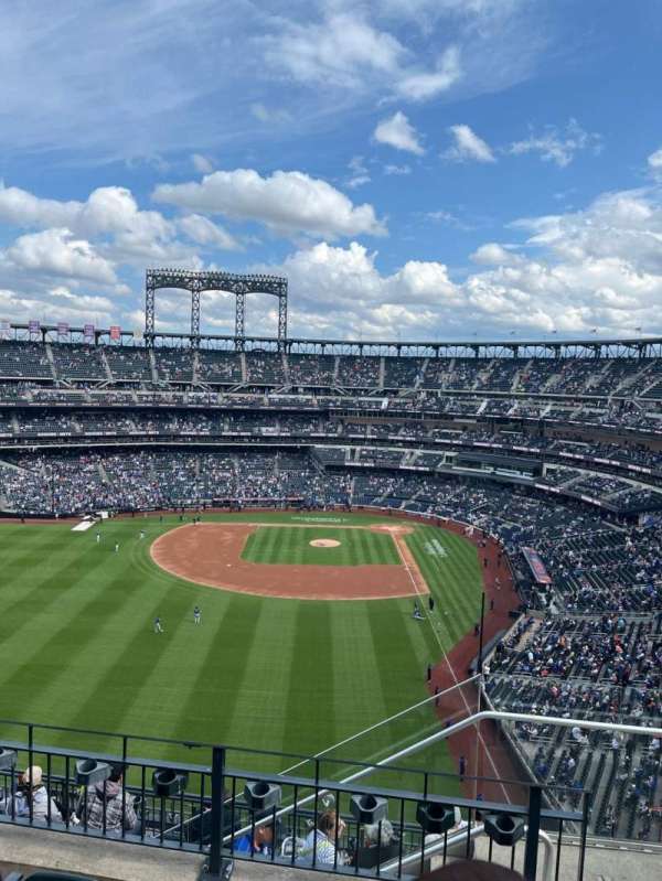 Citi Field, section: 534, row: 4, seat: 2