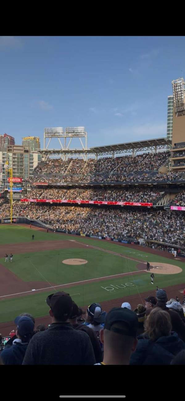 Petco Park, section: 212, row: 7, seat: 11