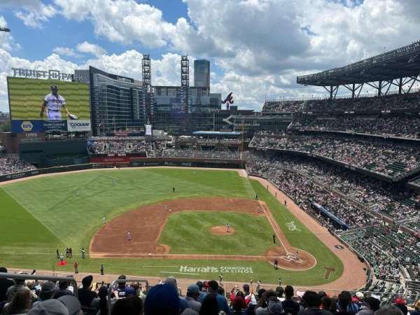 Truist Park, section: 330, row: 11, seat: 22