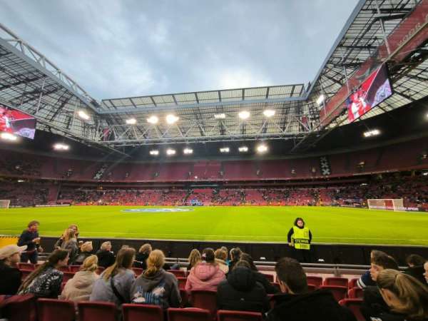 Johan Cruijff ArenA, section: 121, row: 1, seat: 134