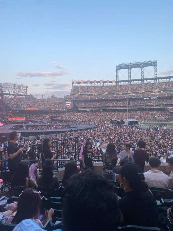 Citi Field, section: 132, row: 31, seat: 9