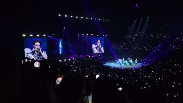 LDLC Arena, section: 204, row: P, seat: 116