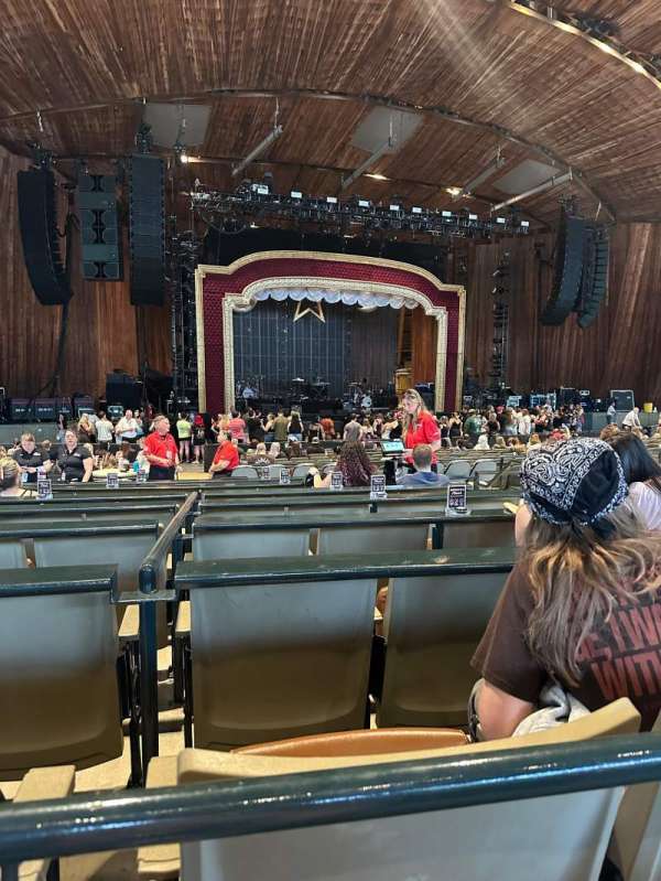 Blossom Music Center, section: 25, row: M, seat: 5