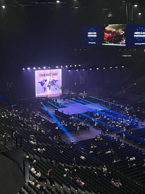 Accor Arena, section: Balcon S, row: 90, seat: 8