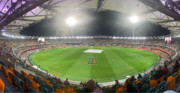 The Gabba, section: 422, row: QQ, seat: 418