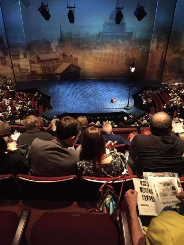 Vivian Beaumont Theater, section: Loge C, row: E, seat: 305