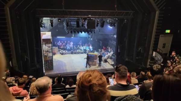 Trafalgar Theatre, section: Dress Circle, row: H, seat: 16