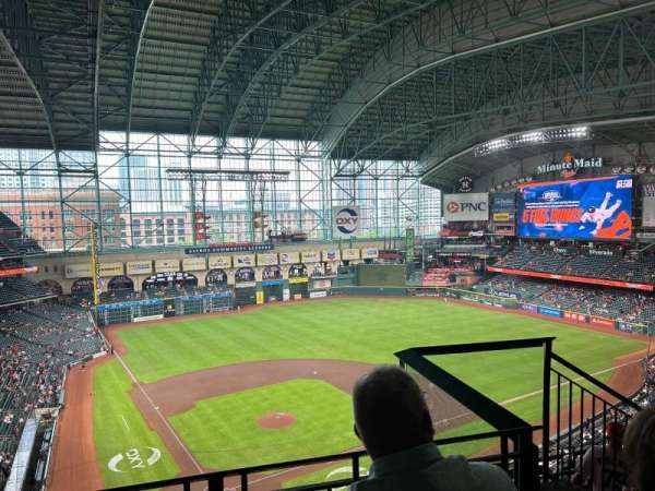 Daikin Park, section: 421, row: 2, seat: 17