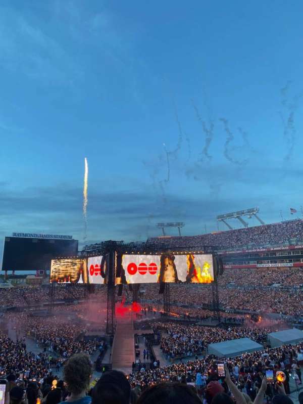 Raymond James Stadium, section: 220, row: Y, seat: 11