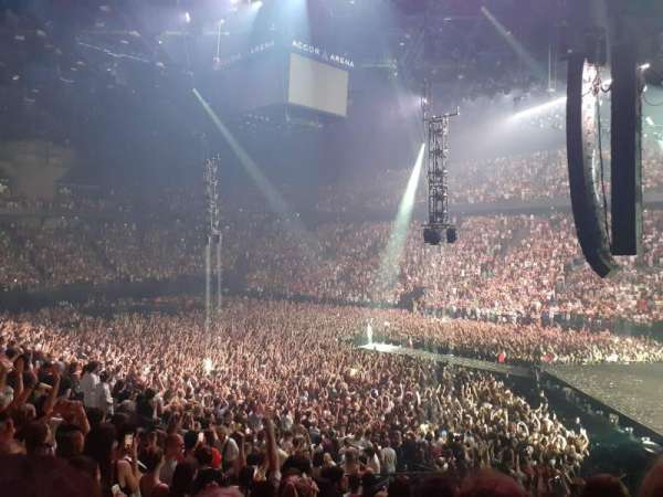 Accor Arena, section: Gradin H, row: 9, seat: 5