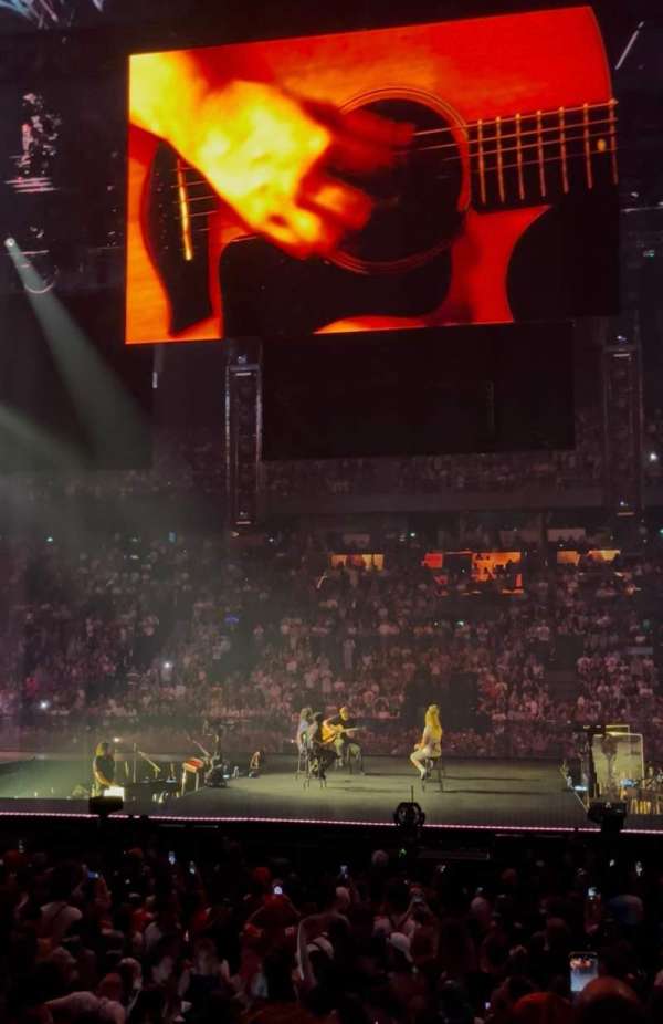 Accor Arena, section: Gradin P, row: 23, seat: 4