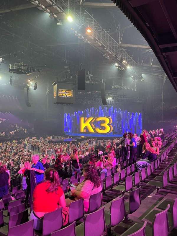 AFAS Dome, section: 123, row: 33, seat: 7
