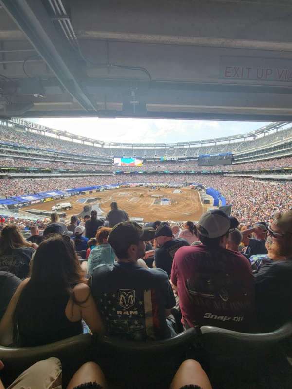 MetLife Stadium, section: 123, row: 44, seat: 24-25