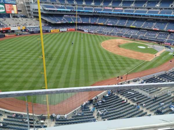 Yankee Stadium, section: 332A, row: 1, seat: 1