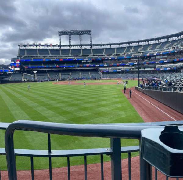 Citi Field, section: 133, row: A, seat: 8