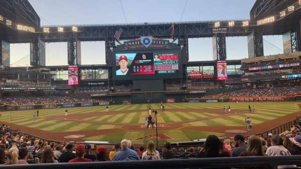 Chase Field, section: 122, row: 22, seat: 9