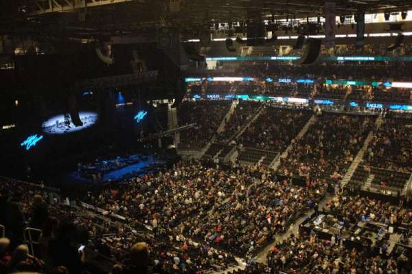 Climate Pledge Arena, section: 225, row: H, seat: 6