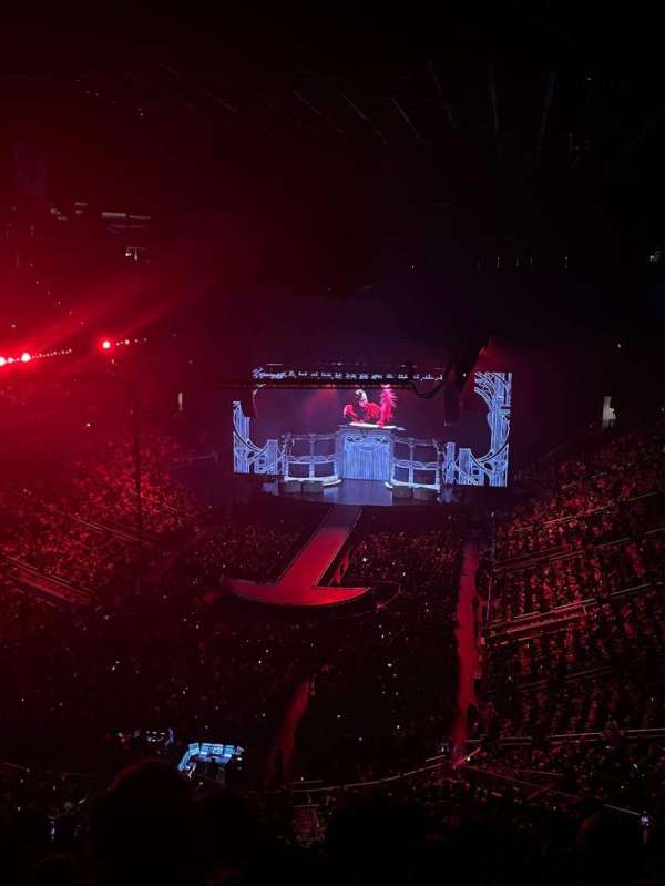 State Farm Arena, section: 214, row: M, seat: 15
