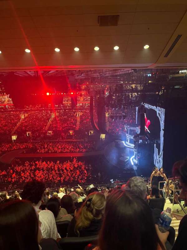 Madison Square Garden, section: 212, row: 12, seat: 19
