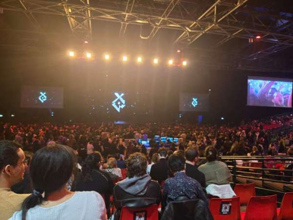 Zénith Paris, section: C, row: 16, seat: 142