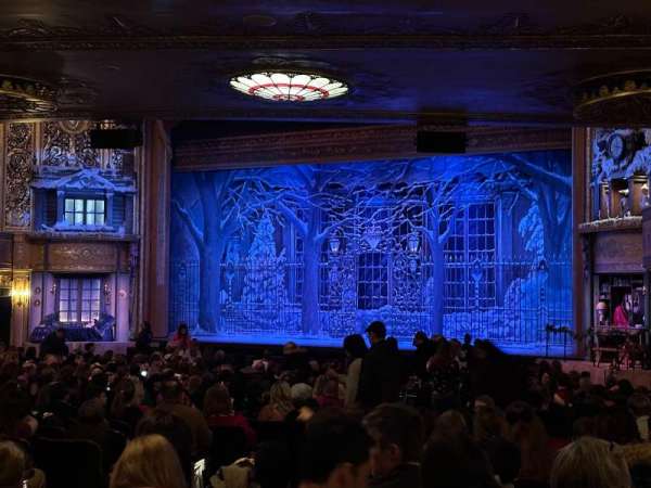 Warner Theatre, Washington D.C., section: Orchestra R, row: Y, seat: 12
