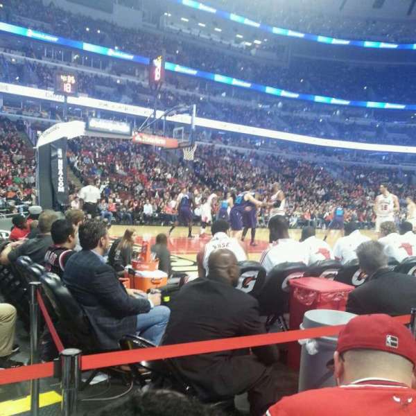 United Center, section: 102, row: B, seat: 16