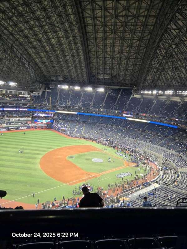 Rogers Centre, section: 534, row: 16, seat: 11