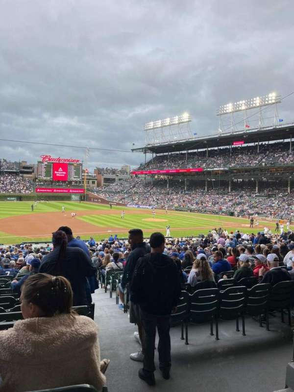 Wrigley Field, section: 209, row: 3, seat: 21