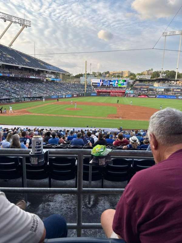 Kauffman Stadium, section: 234, row: Bb, seat: 18