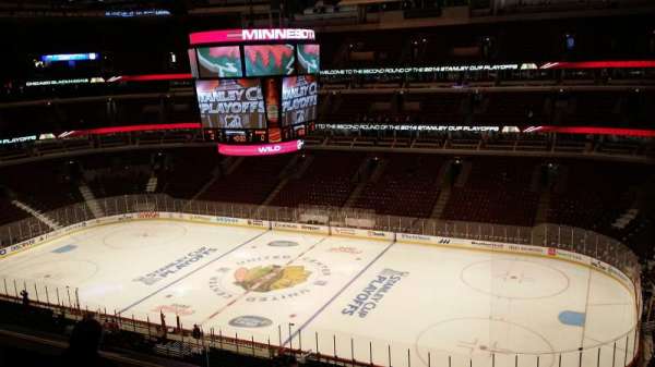 United Center, section: 314, row: 8