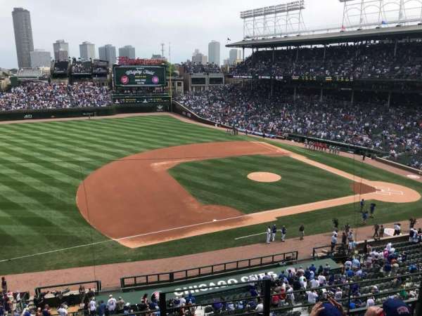 Wrigley Field, section: 308L, row: 4, seat: 24