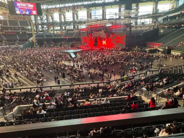 Globe Life Field, section: 123, row: 1, seat: 6