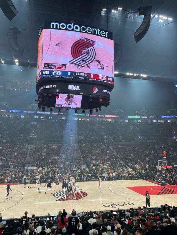 Moda Center, section: 101, row: O, seat: 19