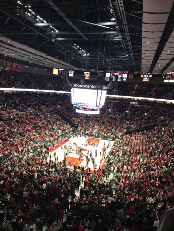 Moda Center, section: 325WC